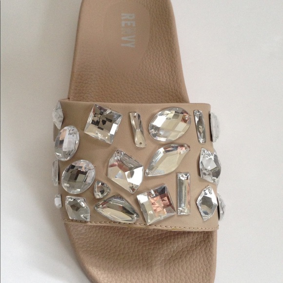 NEW RENVY NEW Leather Embellished Nude Slides - Picture 7 of 9